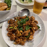 ジャスミン亭 - 鶏肉のカシューナッツ炒め