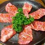 炭火焼肉 やまもと - カルビ