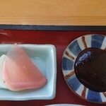 Tenjin ya - お新香＆おでん味噌