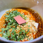 イチリン ハナレ - ④ 丹波高坂地鶏
      　★ 5日寝かせ高坂鶏の特製ヨダレ鶏