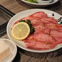 焼肉&手打ち冷麺 二郎 KANAYAMA - 