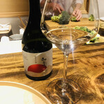 温石 - ワイングラスで香りを楽しみます