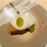 温石 - 柿の白和え。塩煎り銀杏とともに