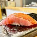 すし処 握り一心 - 中トロ600円