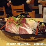 大衆酒蔵 日本海 - 五点盛りは船盛り