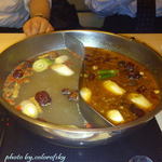 天香回味 赤坂別館 - 具を入れる前。こんな感じ。見た目でどちらがどちらかわかりますよね。