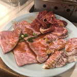 多平 - 上ロース、ハラミ、カイノミ