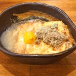 鶴亀八番 - 自家製厚揚げODEN　トロロ昆布をのせて