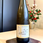 食堂セゾンドール - マルクテンペは多種の地葡萄をアッサンブラージュしたミネラル感たっぷりの白ワイン