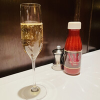 ウルフギャング・ステーキハウス 丸の内店 - ヴーヴ