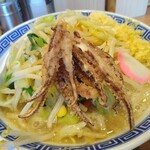 タンメン トナリ - 【期間限定】ゲソ揚げタンメン 890円(税込)生姜W増、大蒜