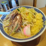 タンメン トナリ - 【期間限定】ゲソ揚げタンメン 890円(税込)生姜W増、大蒜