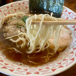 黄昏タンデム - 麺はしっかりとした喉越し良い細麺