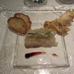 銀座 レカン - こちらは妻のトラフグのタルタル仕立て。これも素晴らしかった。