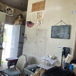 鈴見焼肉 - 内観