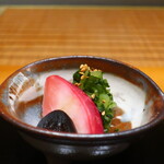 日本料理 幸庵 - 奈良漬け、もものすけと壬生菜の漬物