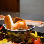 日本料理 幸庵 - 松葉ガニ、車海老黄身酢挟み、カラスミ大根、牛蒡の溜り醤油漬け、利休麩のクリームチーズサンド、鰻の八幡巻き