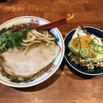 尾道ラーメン 麺や 一六 - 