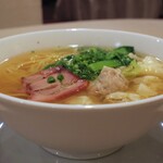 月苑飯店 - ワンタン麺