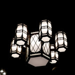 メインダイニングルーム 三笠 - 和のシャンデリア、ここにも