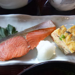 メインダイニングルーム 三笠 - 朝食-和食