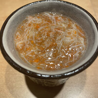鮨 こしかわ - 香箱ガニの茶碗蒸し。カニの旨味たっぷり。最初にカニ