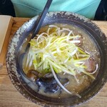 らーめん巖窟王 - ねぎ焙煎塩:ちぢれ麺