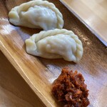 LASOLA Bhutan Restaurant - 蒸し餃子モモ