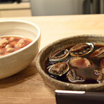 千代娘 - カウンターに並ぶおばんざい