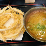大地のうどん 本店 - 別盛りでいただけます。でかっ！丼に入らんやろ！笑