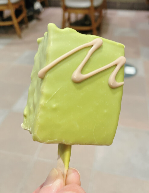 Starbucks Coffee Bia Maru Apita Konan Nishi Ten photo 5