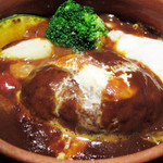 煮込みハンバーグ