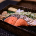 刷毛じょうゆ 海苔弁 山登り - 紅鮭の海苔弁@税込1,296円