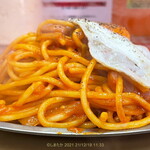 スパゲッティーのパンチョ - ナポリタン並盛 のボリューム感