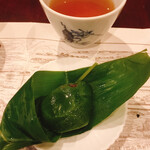 韻松亭 - 麩まんじゅうとおから茶