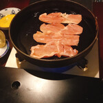 韻松亭 - 鳥すき焼き