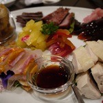 中国料理 丹甫 - 前菜４人分です、目に鮮やかですね、味もいいですよ4