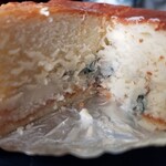 パティスリー シエム - ゴルゴンゾーラチーズケーキ