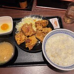 吉野家 - から揚げ定食(おかず特盛)＋玉子