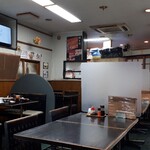 寿徳庵 追浜店 - 店内　昭和の蕎麦屋の雰囲気