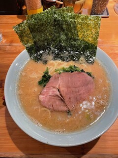 家系ラーメン 山下醤造 - 山醤ラーメン並