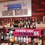 gogobar - ウイスキーはメニューに載ってないものも多数あるためカウンターよりお選びください。