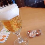 ガスト - ドリンク写真:一杯毎に柿の種がつきました。