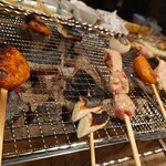 Gonsuke - 炭火で野菜や練り物、鶏肉など頂きます！