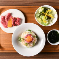 上タンユッケランチ