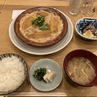 新宿割烹 中嶋 - 柳川定食（990円）と刺身ハーフ（385円）