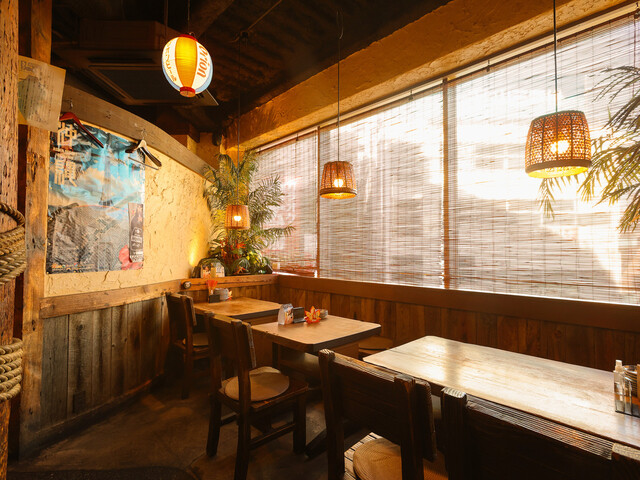 座席 : ナンクルナイサ まさか家 立川店 - 立川南/居酒屋 | 食べログ