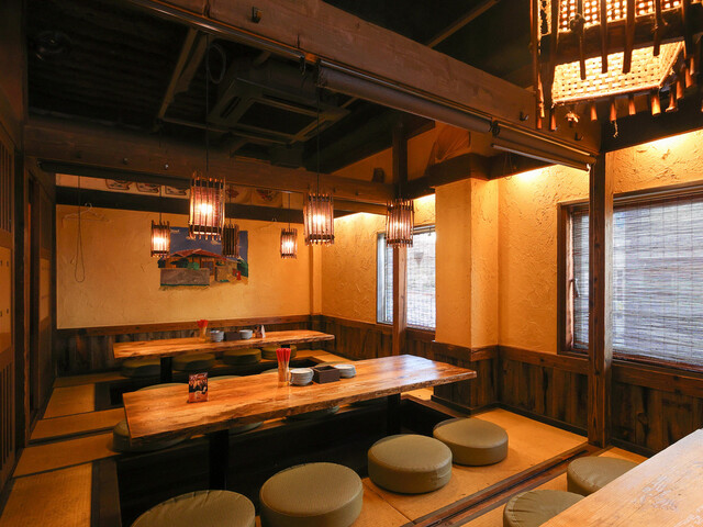 座席 : ナンクルナイサ まさか家 立川店 - 立川南/居酒屋 | 食べログ