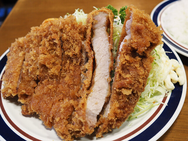 トンカツって、店の差が大きいな～ とあらためて感じた』by X