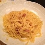 和洋創作厨房ビズ - 店員さんのオススメ カルボナーラ